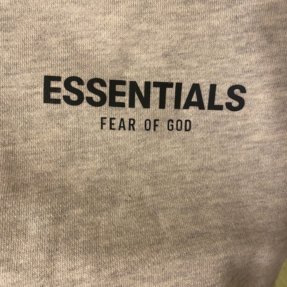 FOG-Fear Of God Essentials Sweatpants light oatmeal - Picture 5 of 7